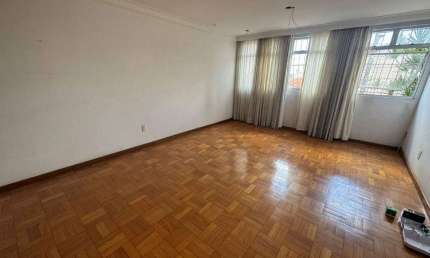 Casa com 4 quartos à venda na Rua Pedra Bonita, Barroca, Belo Horizonte