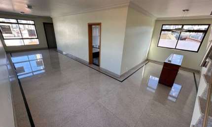 EXCELENTE COBERTURA, NO CORAÇÃO DO PRADO, 4 VAGAS, VISTA DEFINITIVA