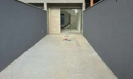 Casa com 2 quartos à venda na Rua Ramalho Ortigão, Santa Branca, Belo Horizonte