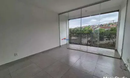 Apartamento novo de 2 quartos, varanda e 2 vagas no bairro São Lucas.
