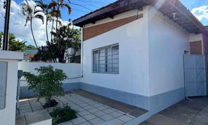 Casa à venda na região do central em Atibaia - Comercial e residencial