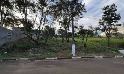 Terreno à venda no Condomínio Vila Dom Pedro – Atibaia
