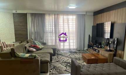 Casa (Terrea) para Venda, 4 dorm(s), 2 suite(s), 8 vaga(s), 354 m²