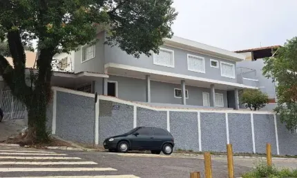 Casa com 3 quartos à venda na Rua Max Mangels Sênior, 555, Planalto, São Bernardo do Campo por R$ 700.000