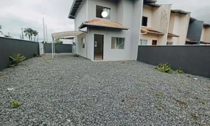 CASA no MORRO DO MEIO com 2 quartos para LOCAÇÃO, 63 m²