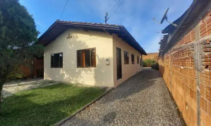 Casa com 3 quartos à venda na Rua Guatemala, 227, Itaum, Joinville