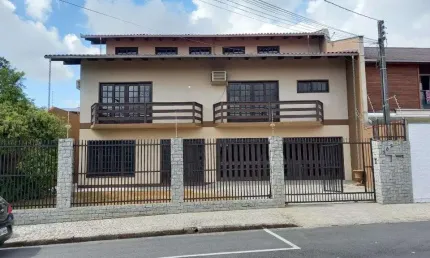 CASA no FLORESTA com 4 quartos para LOCAÇÃO, 377 m²