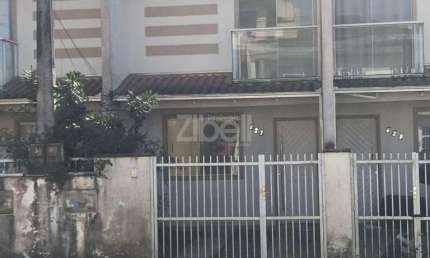 SOBRADO GEMINADO no PARANAGUAMIRIM com 2 quartos para LOCAÇÃO, 65 m²