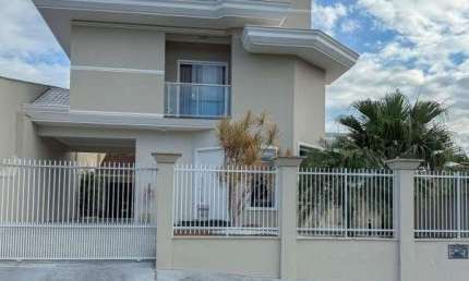 Casa com 3 quartos à venda na Rua Fernando Nunes Santana, 836, Itaum, Joinville