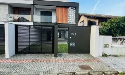 SOBRADO GEMINADO no GLÓRIA com 3 quartos para VENDA, 174 m²
