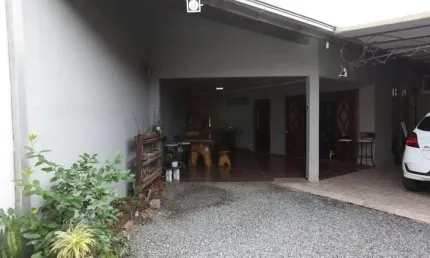 CASA PLANA no SAGUAÇÚ com 3 quartos para VENDA, 130 m²