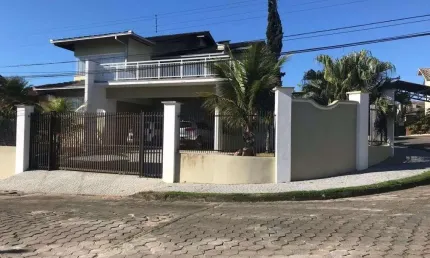 SOBRADO no BOM RETIRO com 5 quartos para VENDA, 450 m²