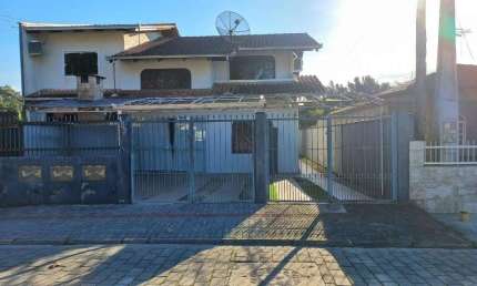 CASA no PARQUE GUARANI com 3 quartos para LOCAÇÃO, 100 m²