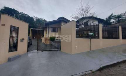 CASA no FLORESTA com 3 quartos para LOCAÇÃO, 120 m²