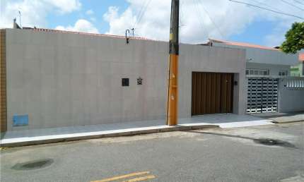 Casa com 3 quartos à venda na Rua Tenente Napoleão Rangel, 23, Amadeu Furtado, Fortaleza