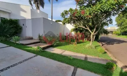 EXCELENTE RESIDENCIA NO CONDOMÍNIO VILLAGE CAMPO NOVO - BAURU / SP