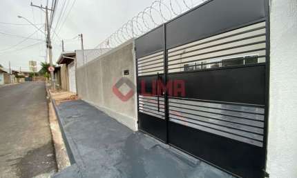Casa com 3 quartos à venda no Núcleo Habitacional Mary Dota, Bauru 