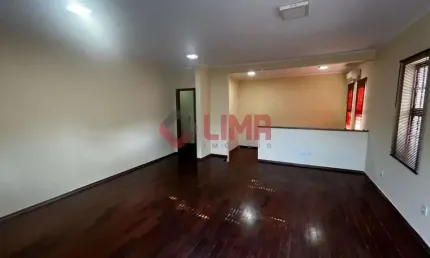 Residência para Venda com 3 suítes, edícula e 5 garagens, Jardim Europa, Bauru?SP