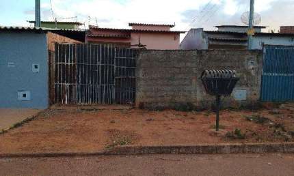 Oportunidade Única em SANTO ANTONIO DO DESCOBERTO - GO | Tipo: Casa | Negociação: Venda Direta Online  | Situação: Imóvel