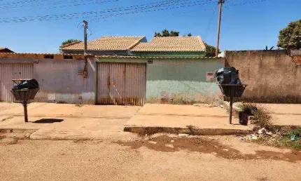Oportunidade Única em SANTO ANTONIO DO DESCOBERTO - GO | Tipo: Casa | Negociação: Venda Online  | Situação: Imóvel