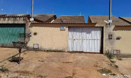 Oportunidade Única em SANTO ANTONIO DO DESCOBERTO - GO | Tipo: Casa | Negociação: Leilão  | Situação: Imóvel