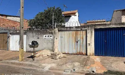Oportunidade Única em MATEUS LEME - MG | Tipo: Casa | Negociação: Leilão  | Situação: Imóvel