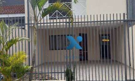 Sobrado com 3 dormitórios à venda, 189 m² por R$ 1.180.000 - Uberaba - Curitiba/PR