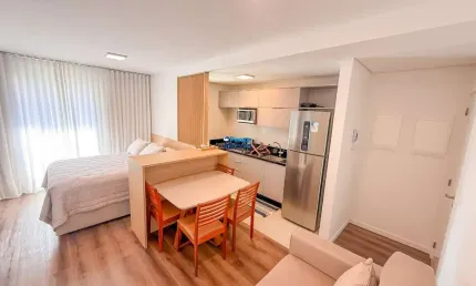 Apartamento com 1 quarto à venda na Rua Crispim Mira, 439, Centro, Florianópolis por R$ 600.000