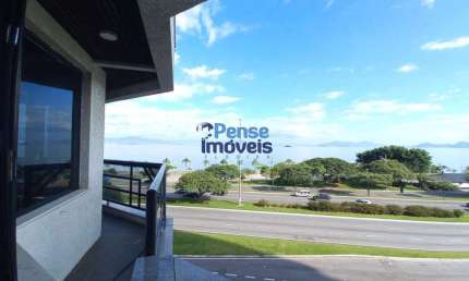 Apartamento com 3 quartos à venda na Av. Gov. Irineu Bornhausen, 4100, Agronômica, Florianópolis por R$ 2.659.574
