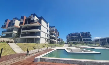 Apartamento à beira-mar no cais eco residência – praia de muro alto, ipojuca/pe