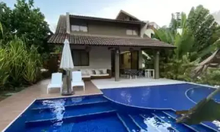 Casa mobiliada em muro alto beira mar em com 3 quartos e área de lazer privativa em ipojuca - pe