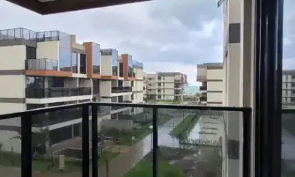 Apartamento com 2 quartos próximo a praia do cupe em condomínio fechado na ipojuca - pe