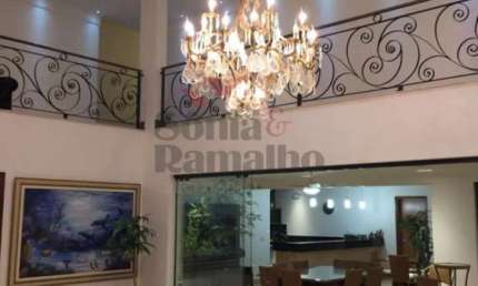 Casa Residencial para Locação e Venda no Bairro Jardim Botânico, Condomínio Village Monet, em Ribeirão preto.