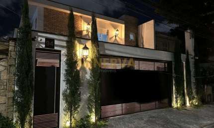 Casa com 4 quartos para alugar na Rua Salvador Fiordelisio, Vila Bertioga, São Paulo