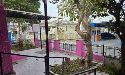 Casa comercial para alugar na Rua Doutor Ângelo Vita, Jardim Madeirense, Guarulhos