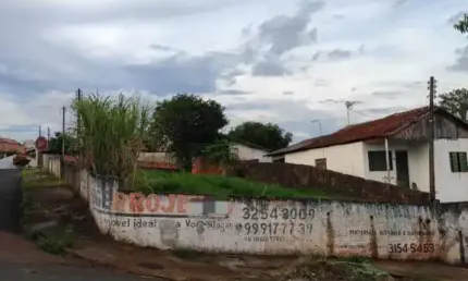 Terreno à venda na Rua Santos, Vila Salomé, Cambé