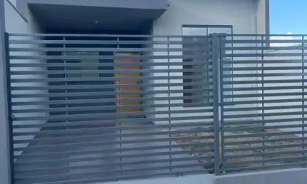 Casa com 2 quartos à venda na Rua Afonso Miliorini, 118, Jardim Europa, Cambé