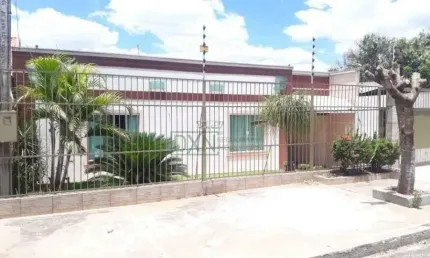 CASA COM 2 QUARTOS E SUÍTE NO JD VILA RICA EM CAMBÉ