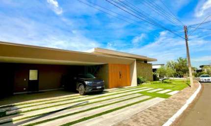 CASA ALTO PADRÃO COM 4 SUITES NO CONDOMÍNIO HORIZONTAL VILLÁGIO DO ENGENHO