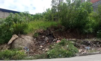 Terreno à venda na Rua José Aleixo Filho, 842, Jardim São Bernardino, Suzano