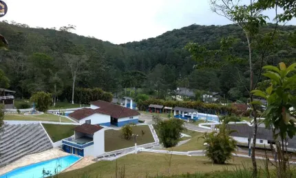 Chácara / sítio com 3 quartos à venda na Rua Otávio Miguel da Silva, Parque Suzano, Suzano