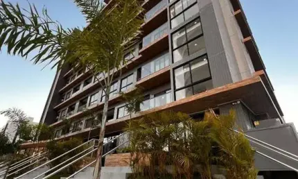 Apartamento novo com 02 quartos à 200m da orla de manaíra
