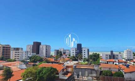 Amplo Apartamento com 03 quartos na Praia de Camboinha