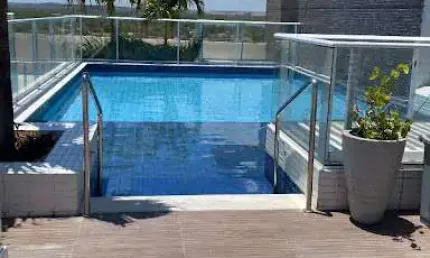 Amplo Apartamento de 74m2 com 2 Quartos + Móveis Projetados e à 100m do Mar