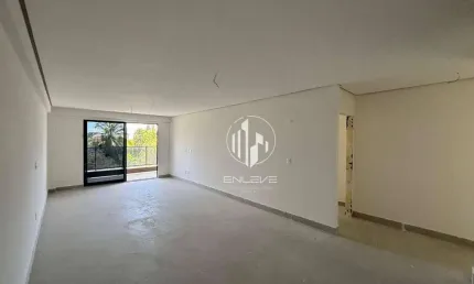 Amplo apartamento novo com 03 suítes + DCE no Miramar
