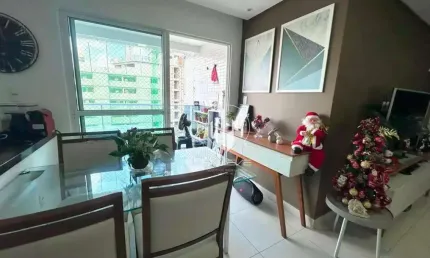 Apartamento com 02 quartos a poucos metros do mar no Jardim Oceania