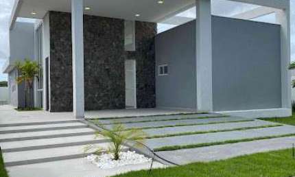 Casa de 216m2 com 3 Suítes e Piscina Privativa, no Alphaville Paraíba