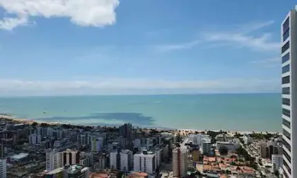 Amplo Apartamento de 70m2 com 2 Quartos e Vista Mar Definitiva