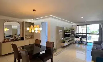 Apartamento de 132m2 com 4 Quartos, Todo Projetado e Vista Mar