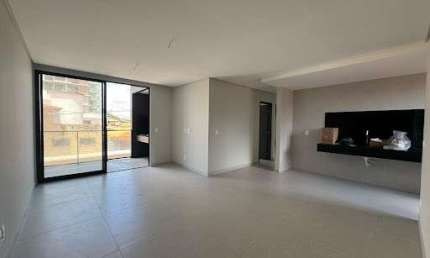 Apartamento novo na beira mar de Camboinha com 03 quartos